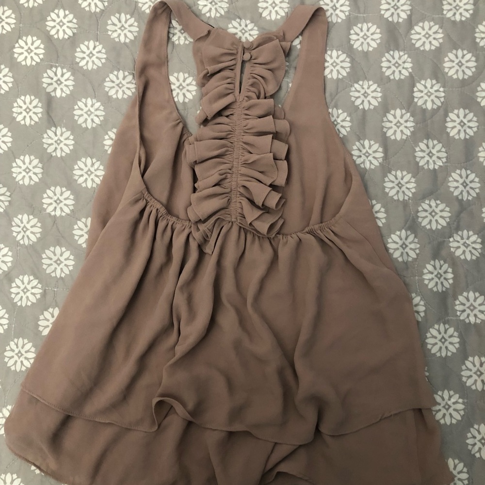 Beautiful back top ✨ - Picture 6 of 6